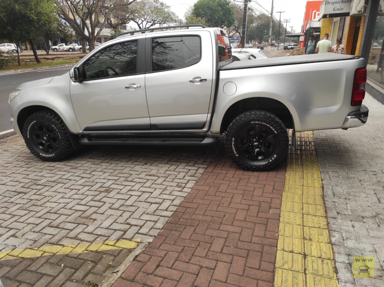 CHEVROLET S10 LTZ 4X4. Veículo ALMEIDA CARROS