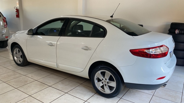 RENAULT FLUENCE DYN 20A 12/13 | BETO VEICULOS | Portal OBusca