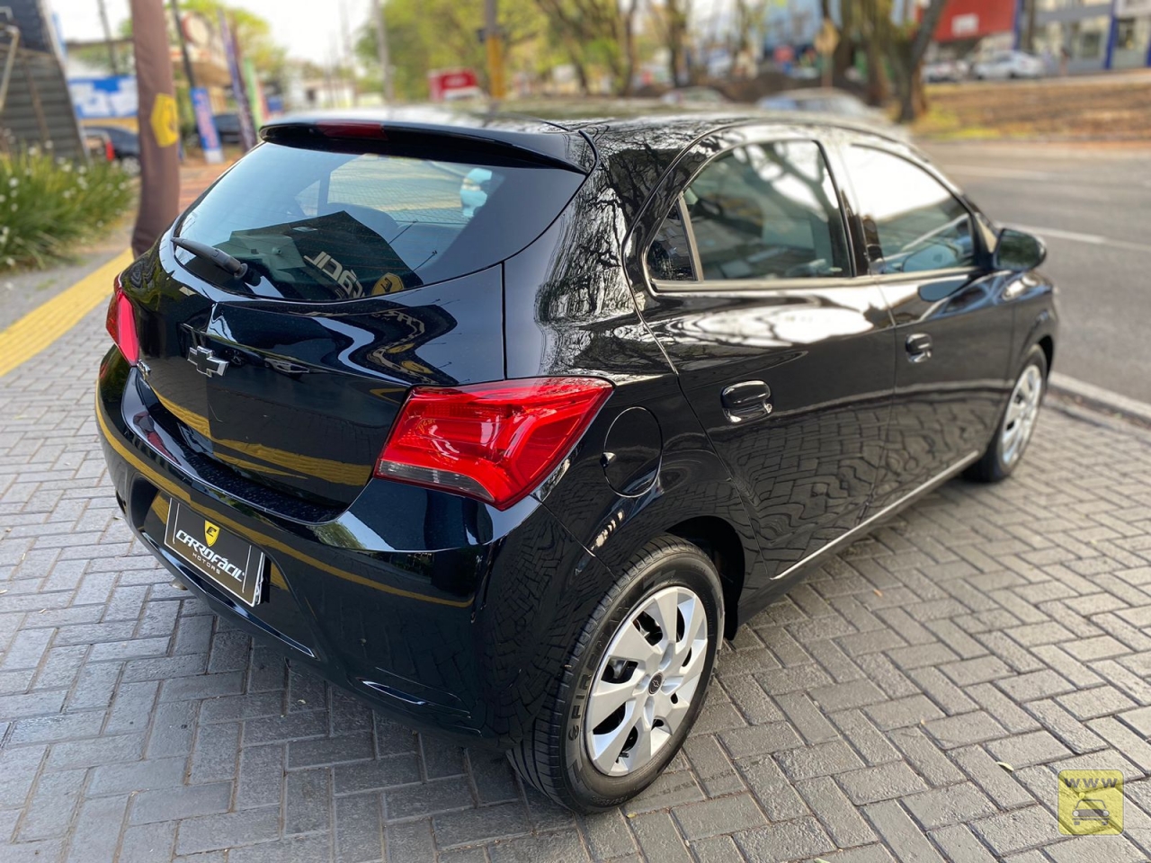 CHEVROLET ONIX JOY BLACK