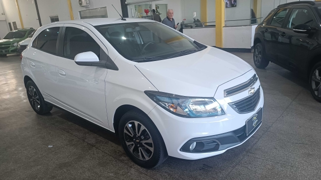 CHEVROLET ONIX LTZ 1.4 MEC. 13/14 | R & F MOTORS | Portal OBusca