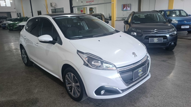 PEUGEOT 208 GRIFFE 1.6 AUT. 18/19 | R & F MOTORS | Portal OBusca