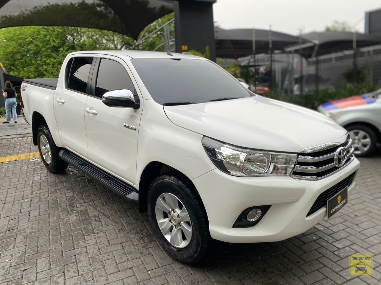 TOYOTA HILUX CD SRV