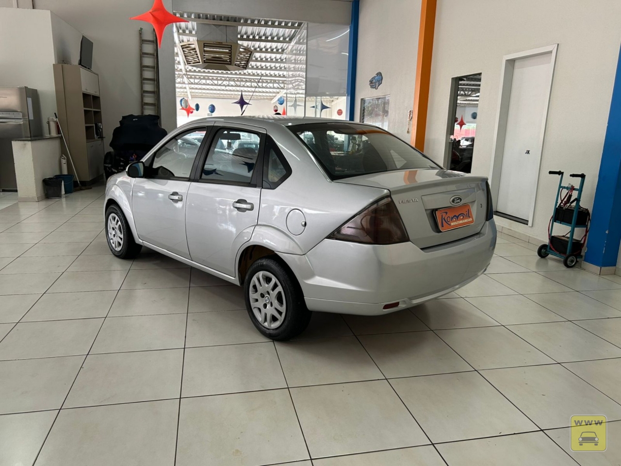 FORD FIESTA 1.0 MPI SEDAN 8V FLEX 4P MANUAL