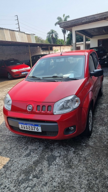 FIAT UNO VIVACE CELEB 1.0 CGT - VEICULOS