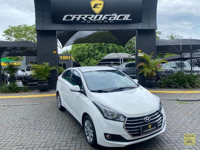 HYUNDAI HB20S 1.0 COMF 17/18 | CARRO FACIL MOTORS | Portal OBusca