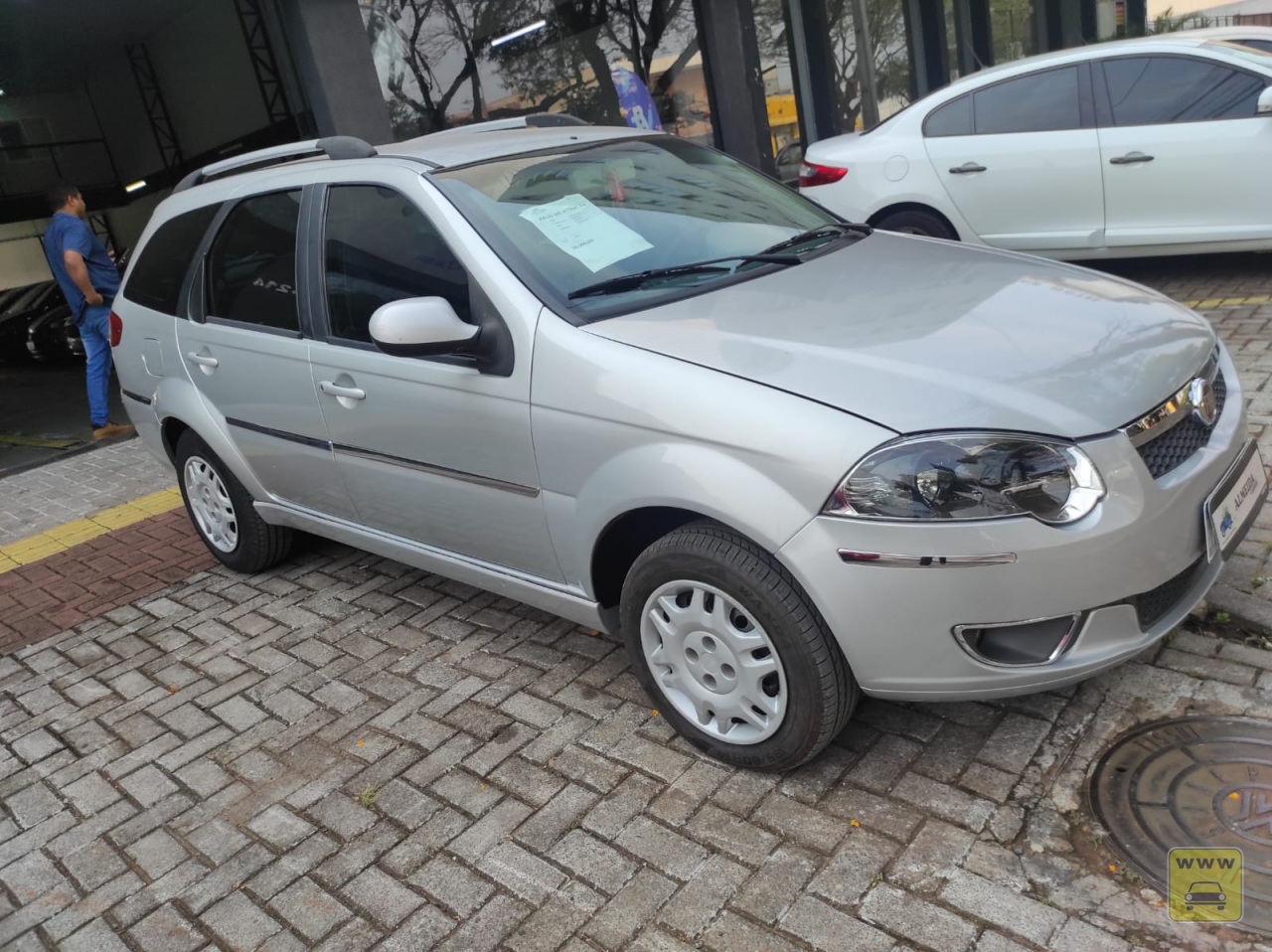 FIAT PALIO WK ATTRAC 1.4. Veículo ALMEIDA CARROS