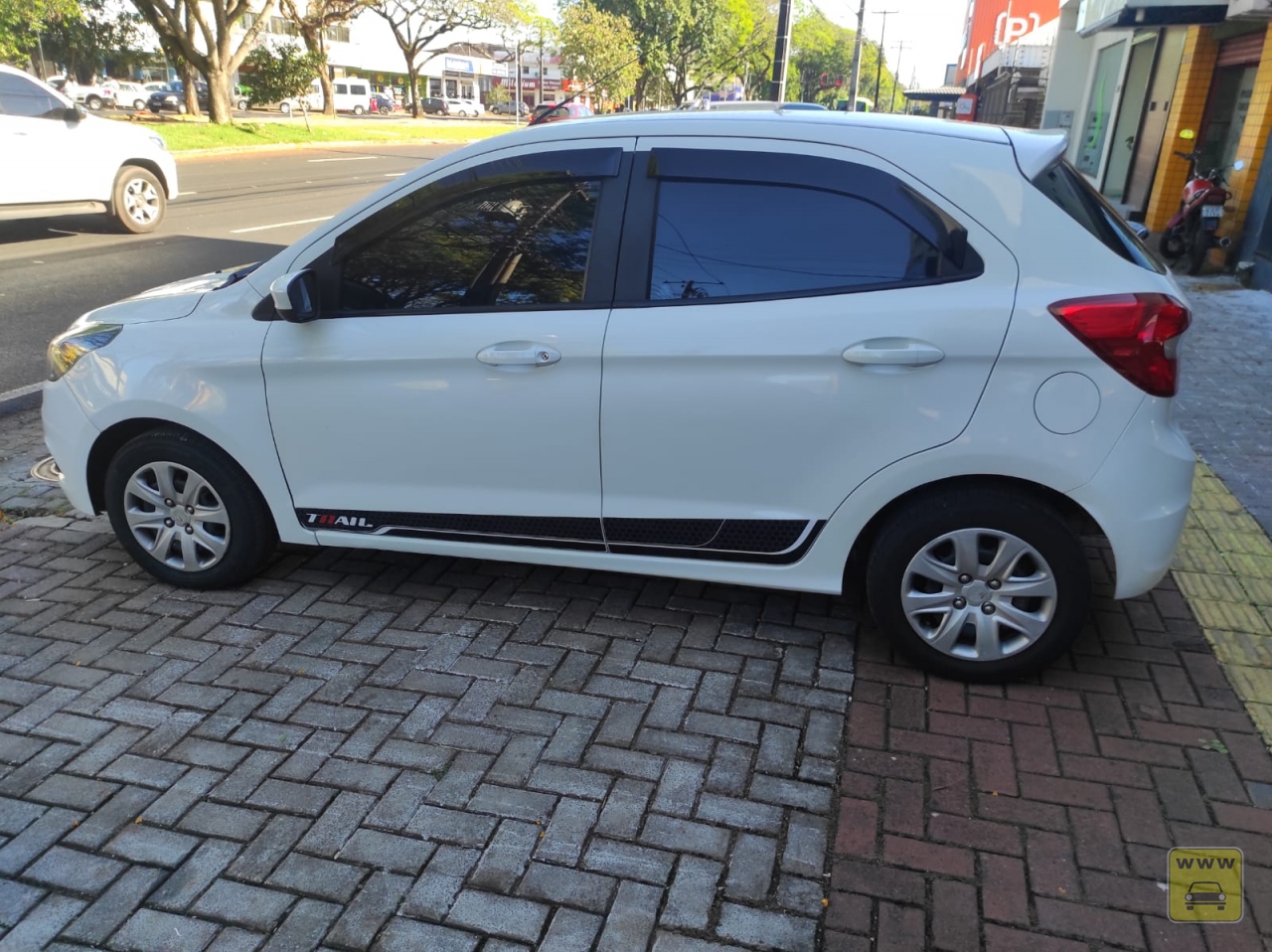 FORD Ka+ SE 1.0 HA. Veículo ALMEIDA CARROS