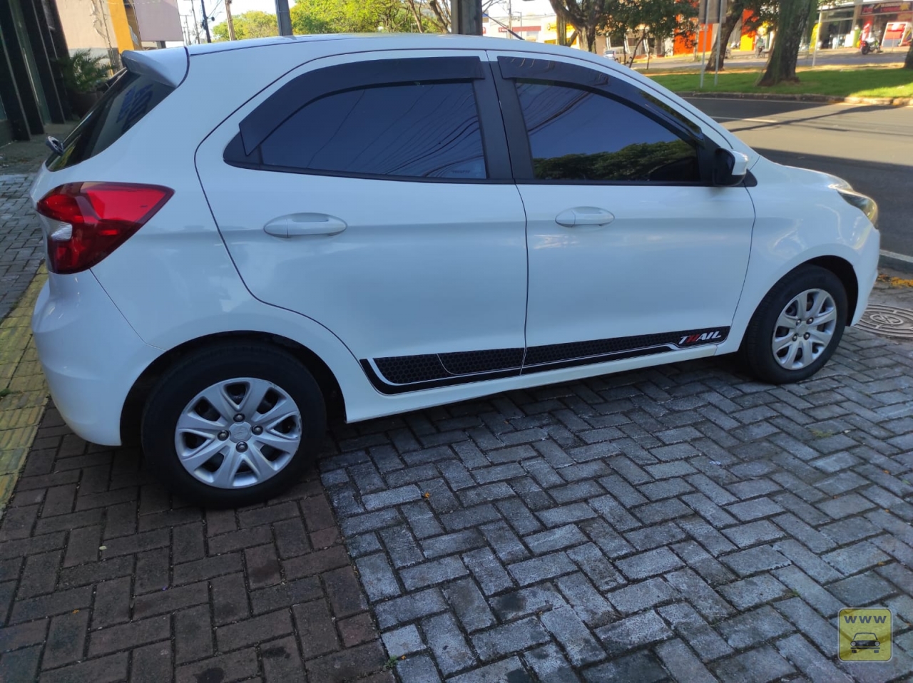 FORD Ka+ SE 1.0 HA. Veículo ALMEIDA CARROS