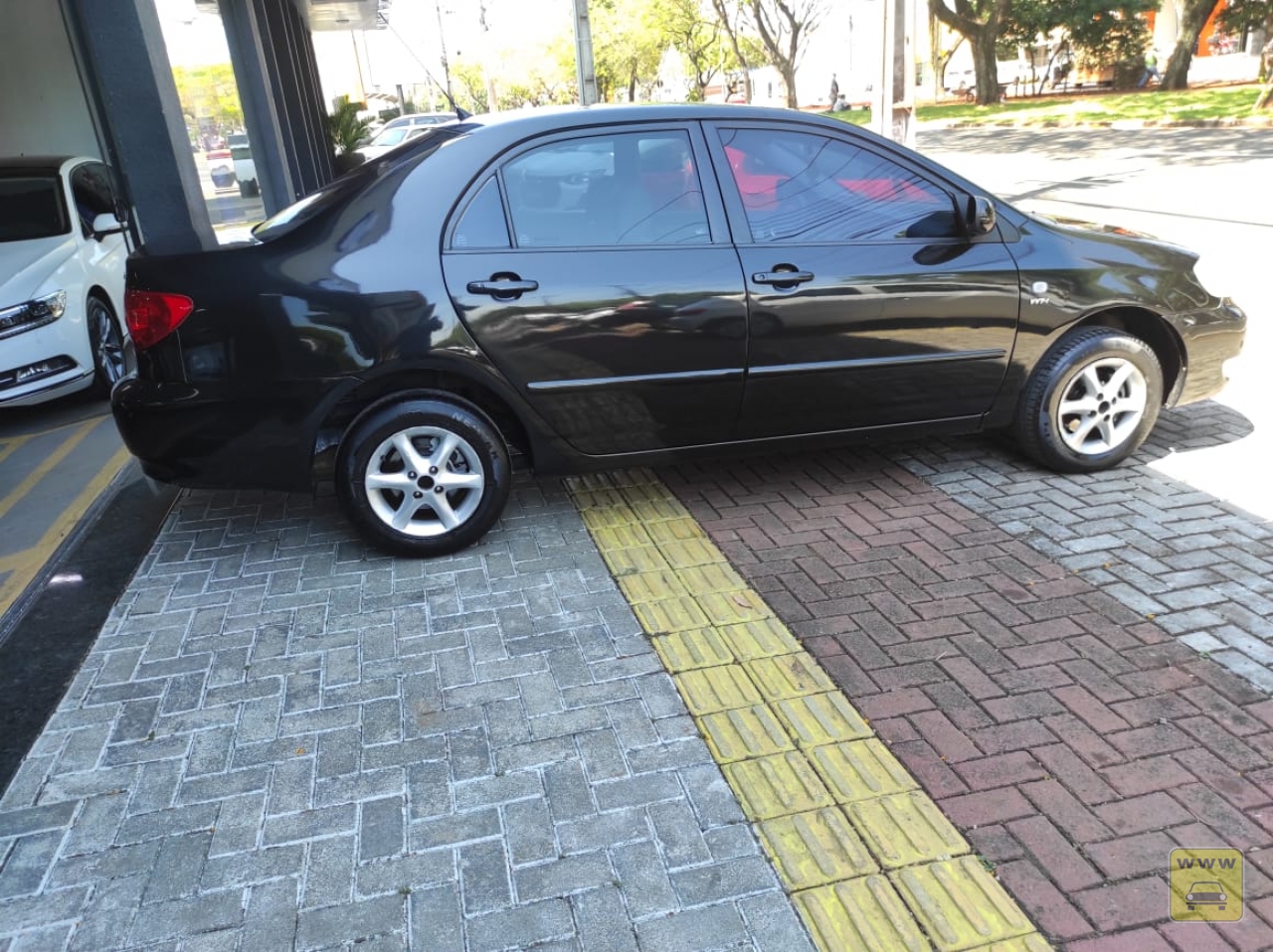 TOYOTA COROLLA XLI. Veículo ALMEIDA CARROS