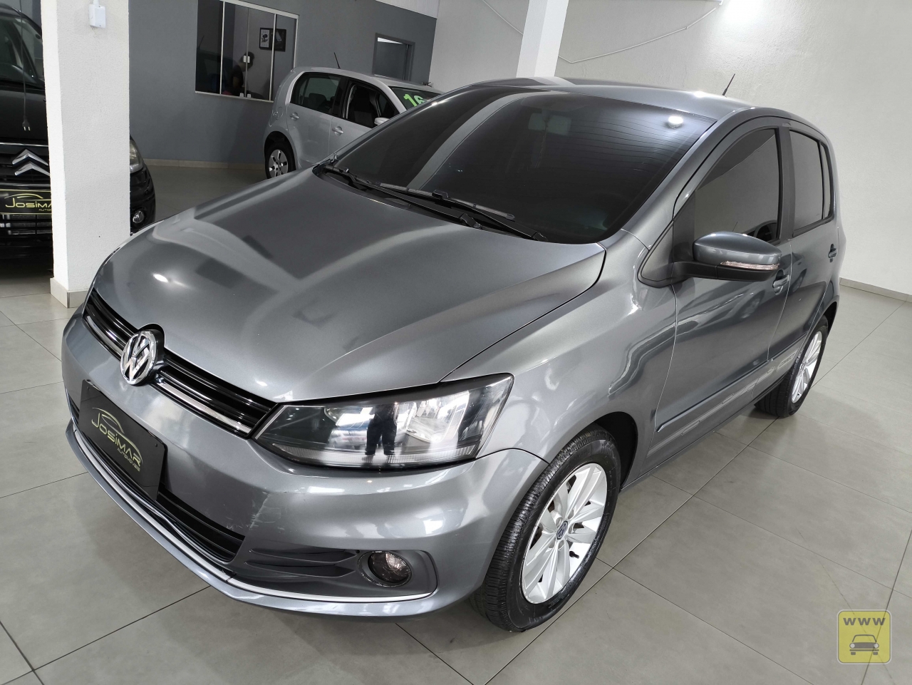 VOLKSWAGEN FOX CONNECT 1.6 I MOTION