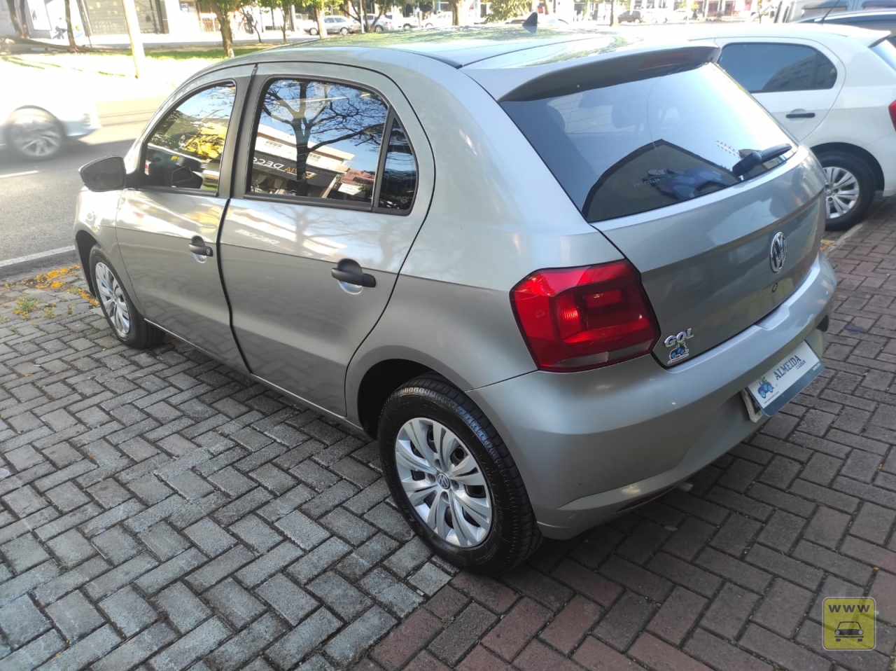 VOLKSWAGEN GOL 1.0. Veículo ALMEIDA CARROS