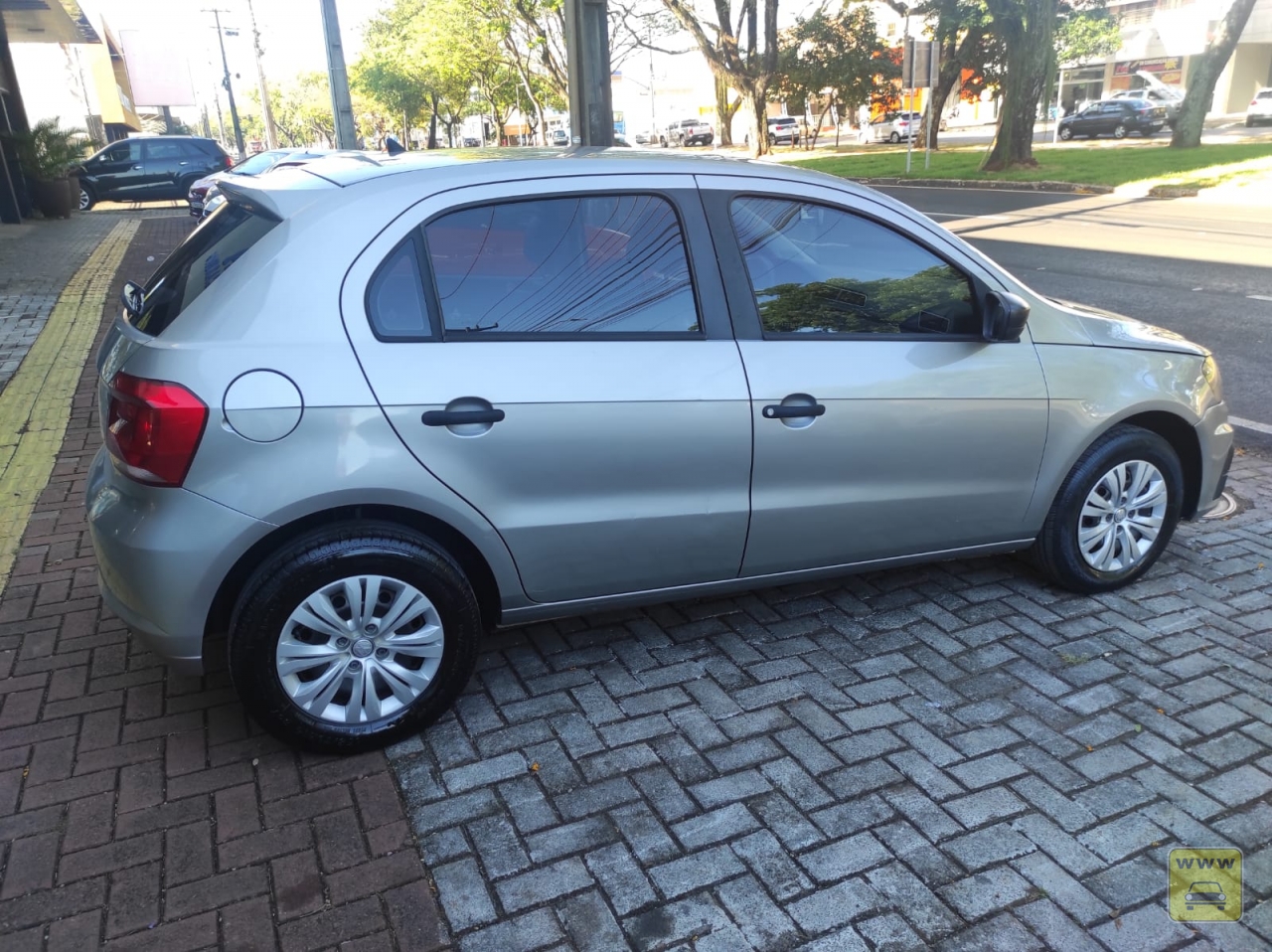 VOLKSWAGEN GOL 1.0. Veículo ALMEIDA CARROS