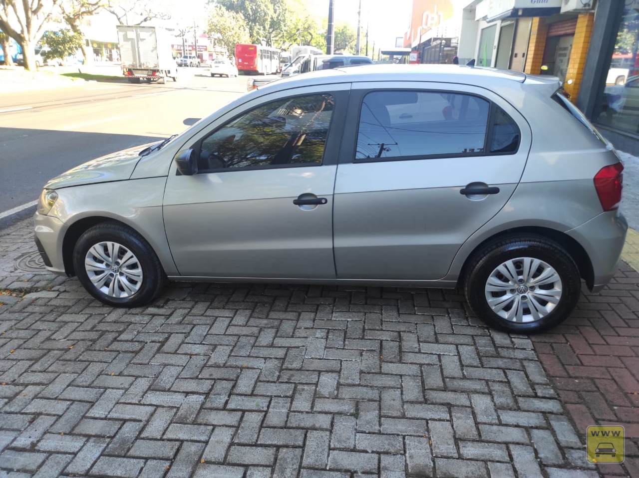 VOLKSWAGEN GOL 1.0. Veículo ALMEIDA CARROS