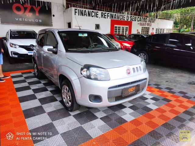 FIAT UNO VIVACE CELEBRATION 15/16 | Ozy Veículos | Portal OBusca