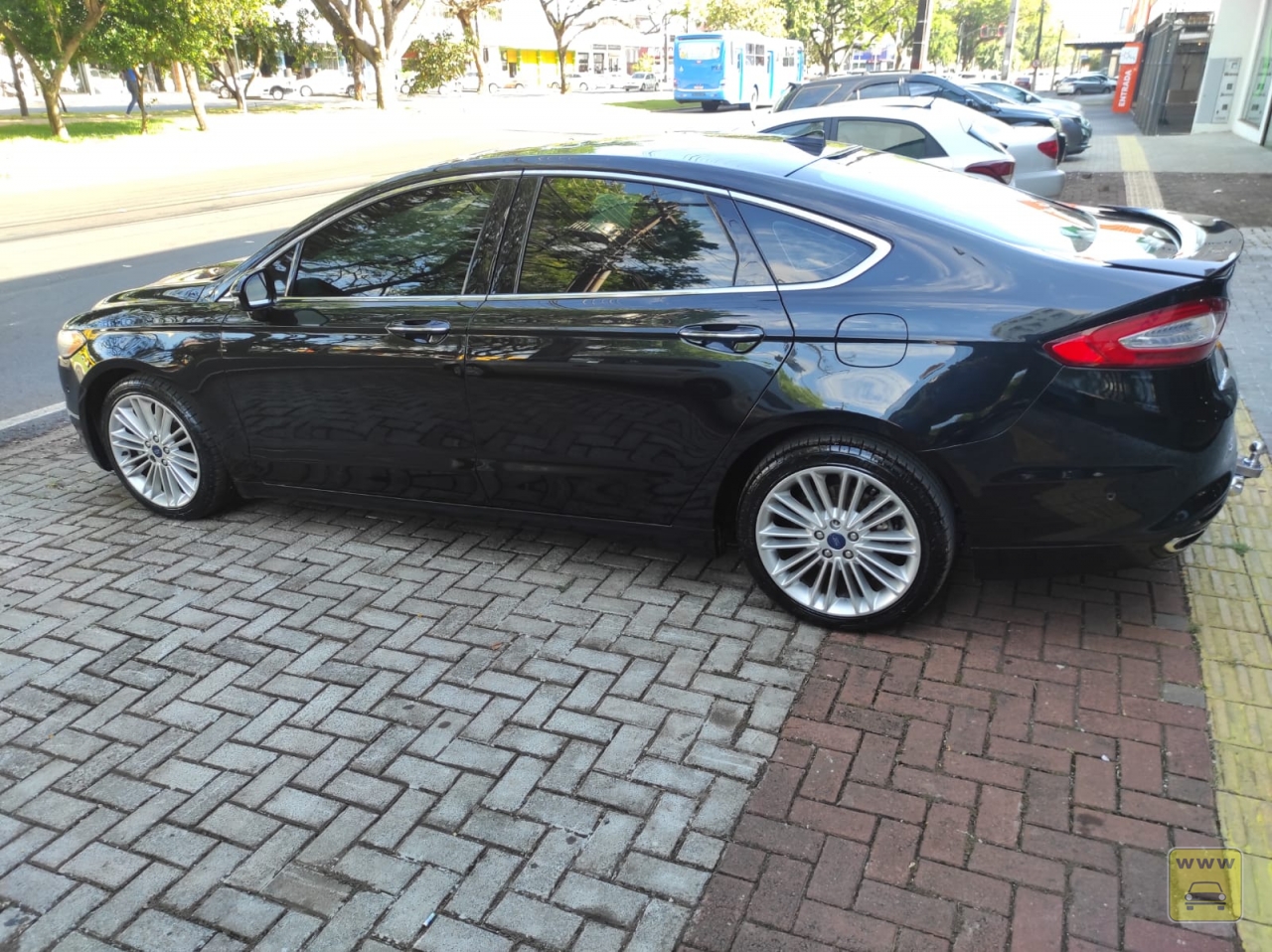 FORD FUSION AWD GTDI. Veículo ALMEIDA CARROS