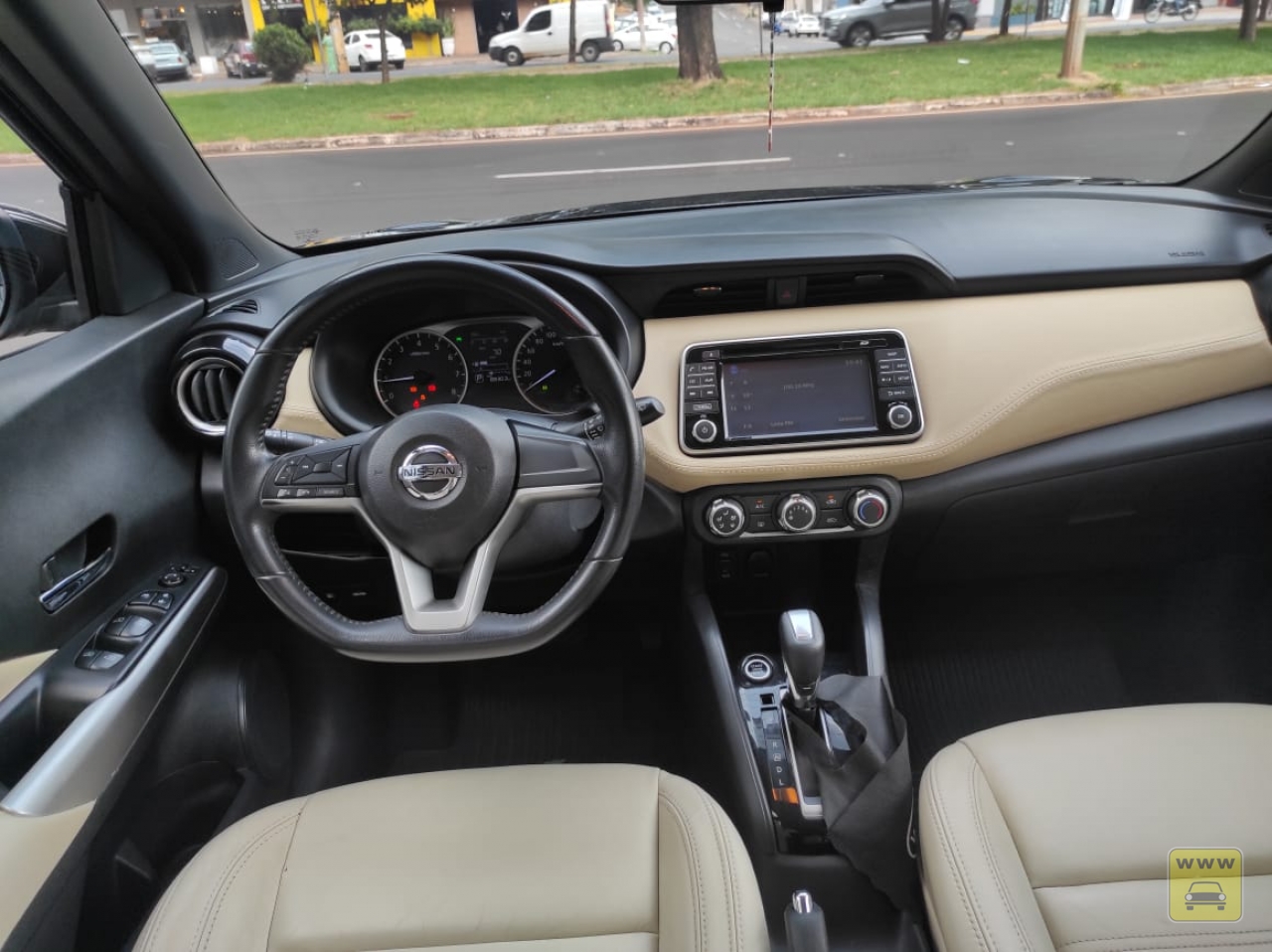 NISSAN KICKS SC CVT 3. Veículo ALMEIDA CARROS