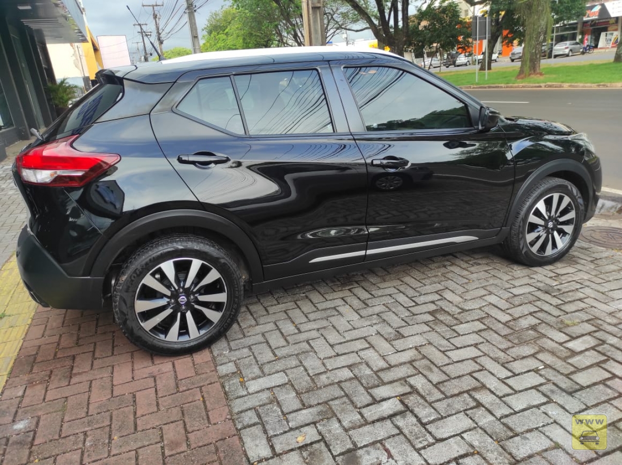 NISSAN KICKS SC CVT 3. Veículo ALMEIDA CARROS