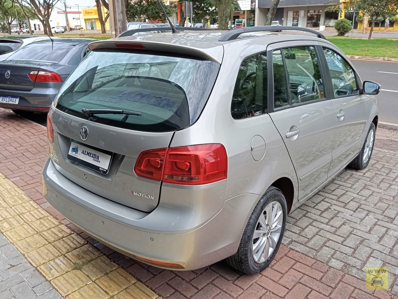 VOLKSWAGEN SPACEFOX TREND GII. Veículo ALMEIDA CARROS