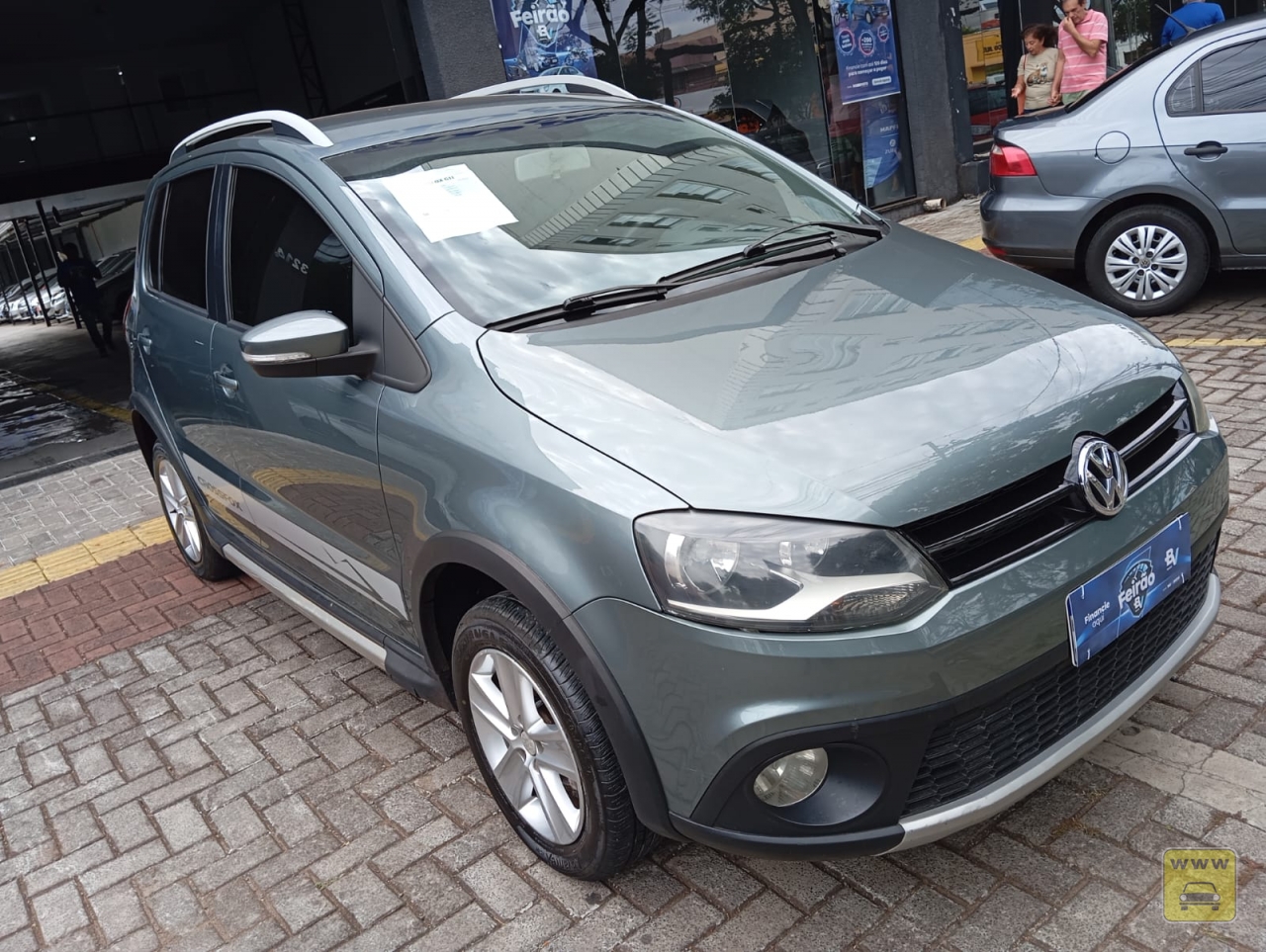 VOLKSWAGEN CROSSFOX GII. Veículo ALMEIDA CARROS