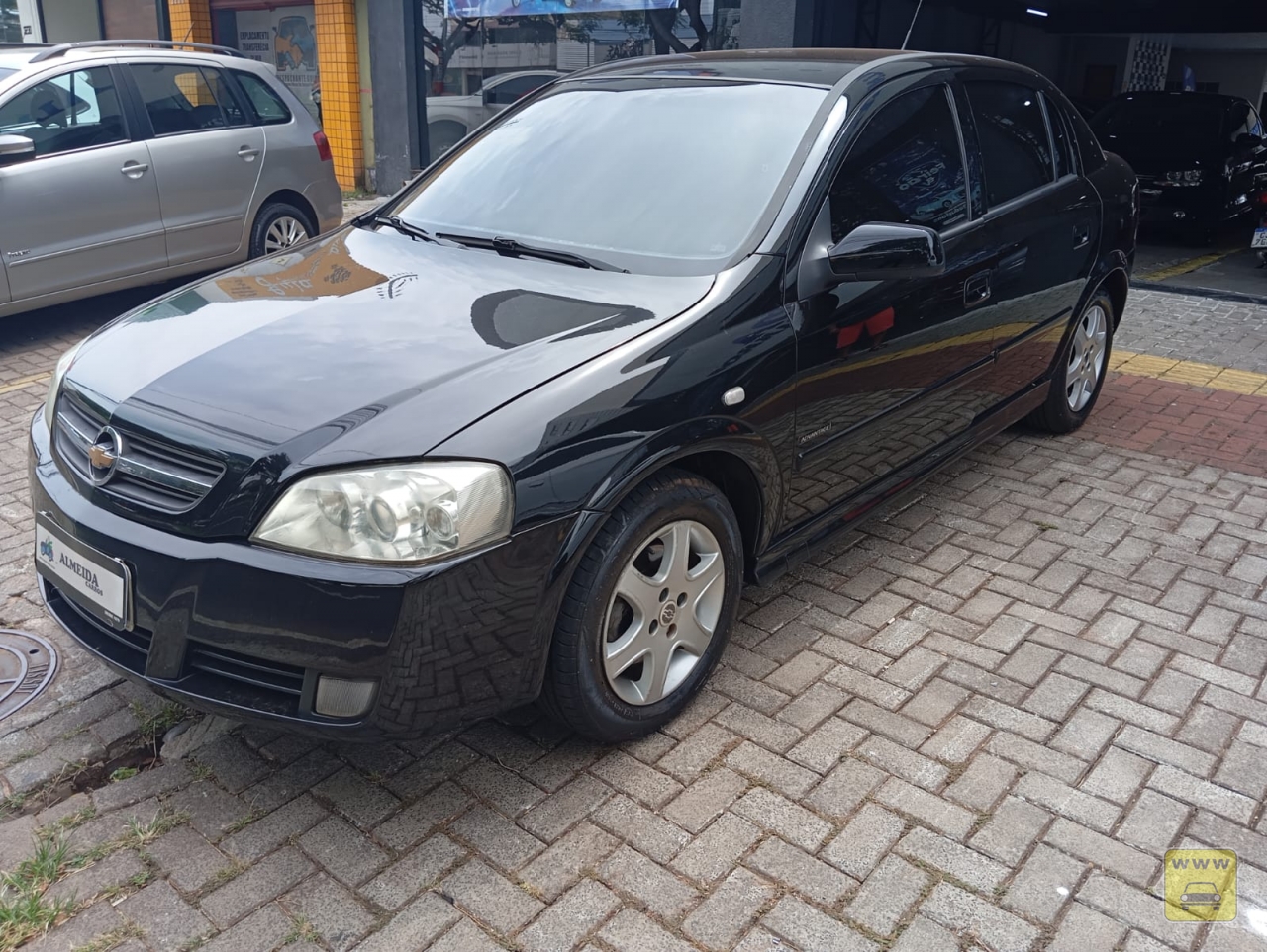 CHEVROLET ASTRA HB 4P ADVANTAGE. Veículo ALMEIDA CARROS