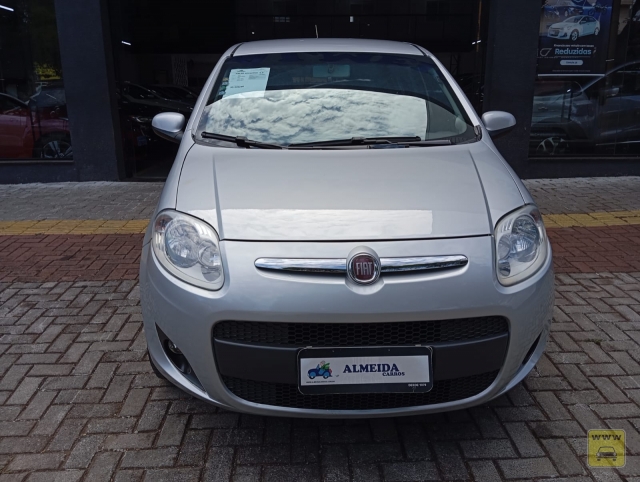 FIAT PALIO attractive  1,4. Seminovo ALMEIDA CARROS