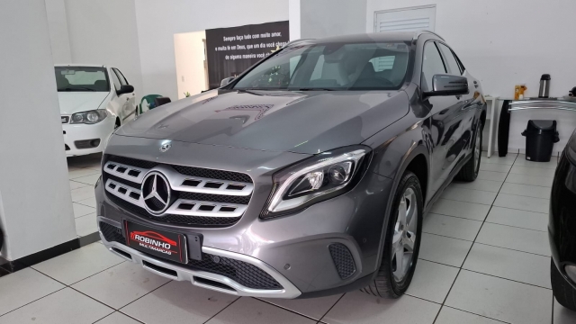 MERCEDES-BENZ GLA 200 19/19 | Robinho Multimarcas | Portal OBusca