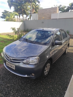 TOYOTA Etios Sedan X 1.5 (Flex) 15/15 | Brenda | Portal OBusca