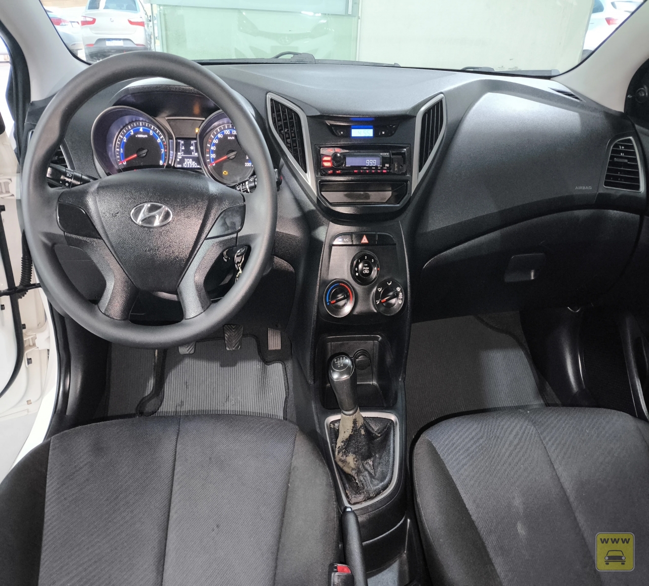 HYUNDAI HB20 1.6 COMFORT 16V FLEX 4P MANUAL