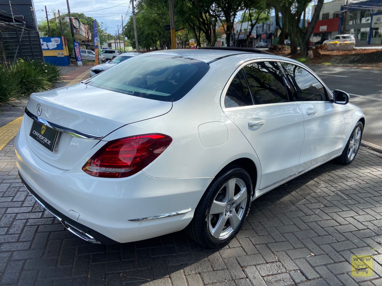 MERCEDES-BENZ C 200