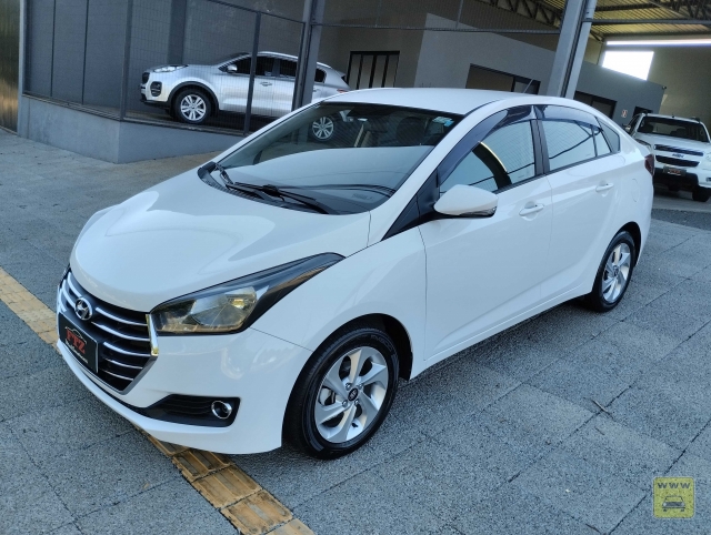 HYUNDAI HB20S COMFORT STYLE 1.6 FLEX AUTOMÁTICO 16/17 | FTZ Multimarcas | Portal OBusca