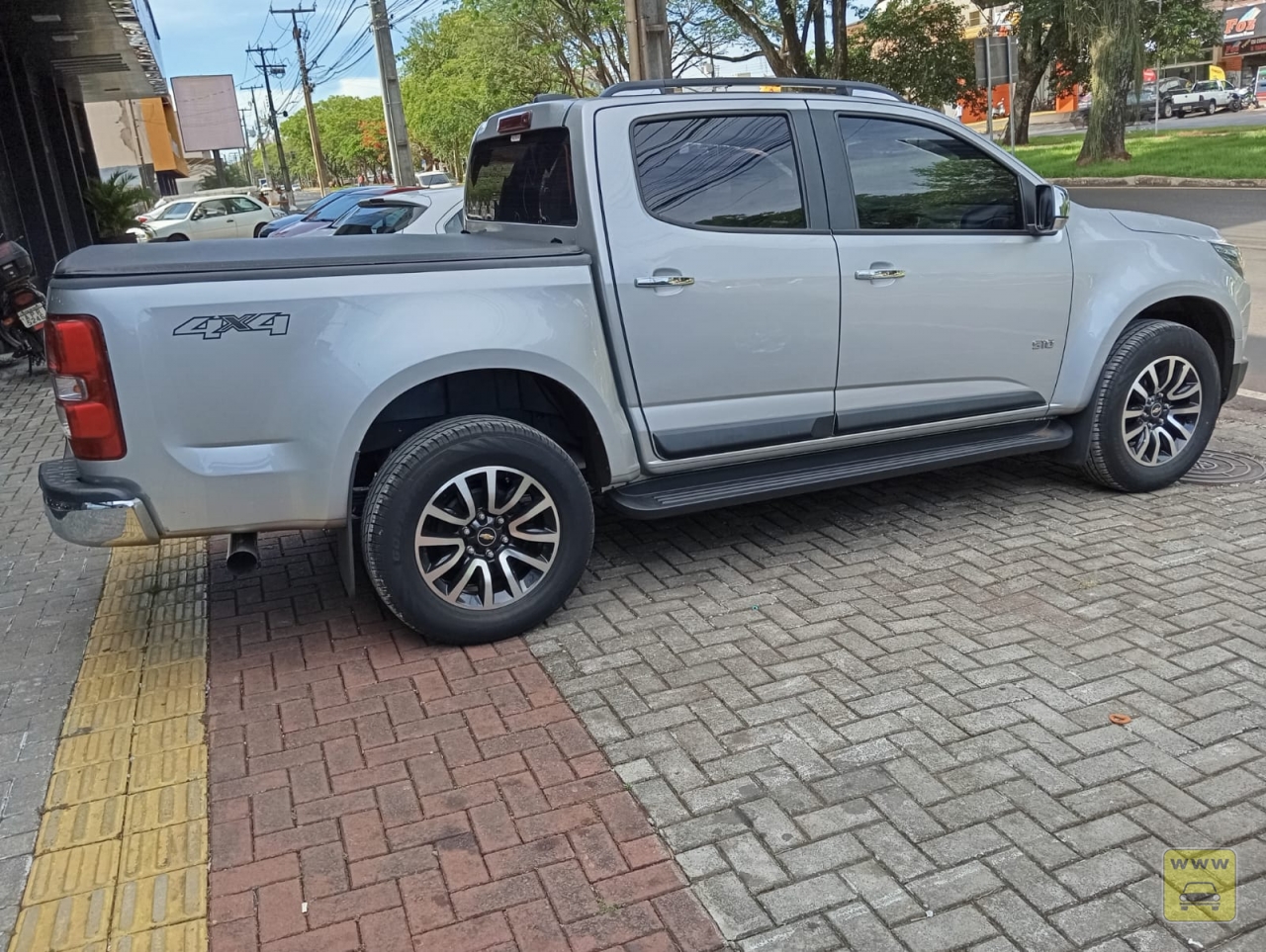 CHEVROLET S10 LTZ 4x4 CD 2.8 TDI. Veículo ALMEIDA CARROS