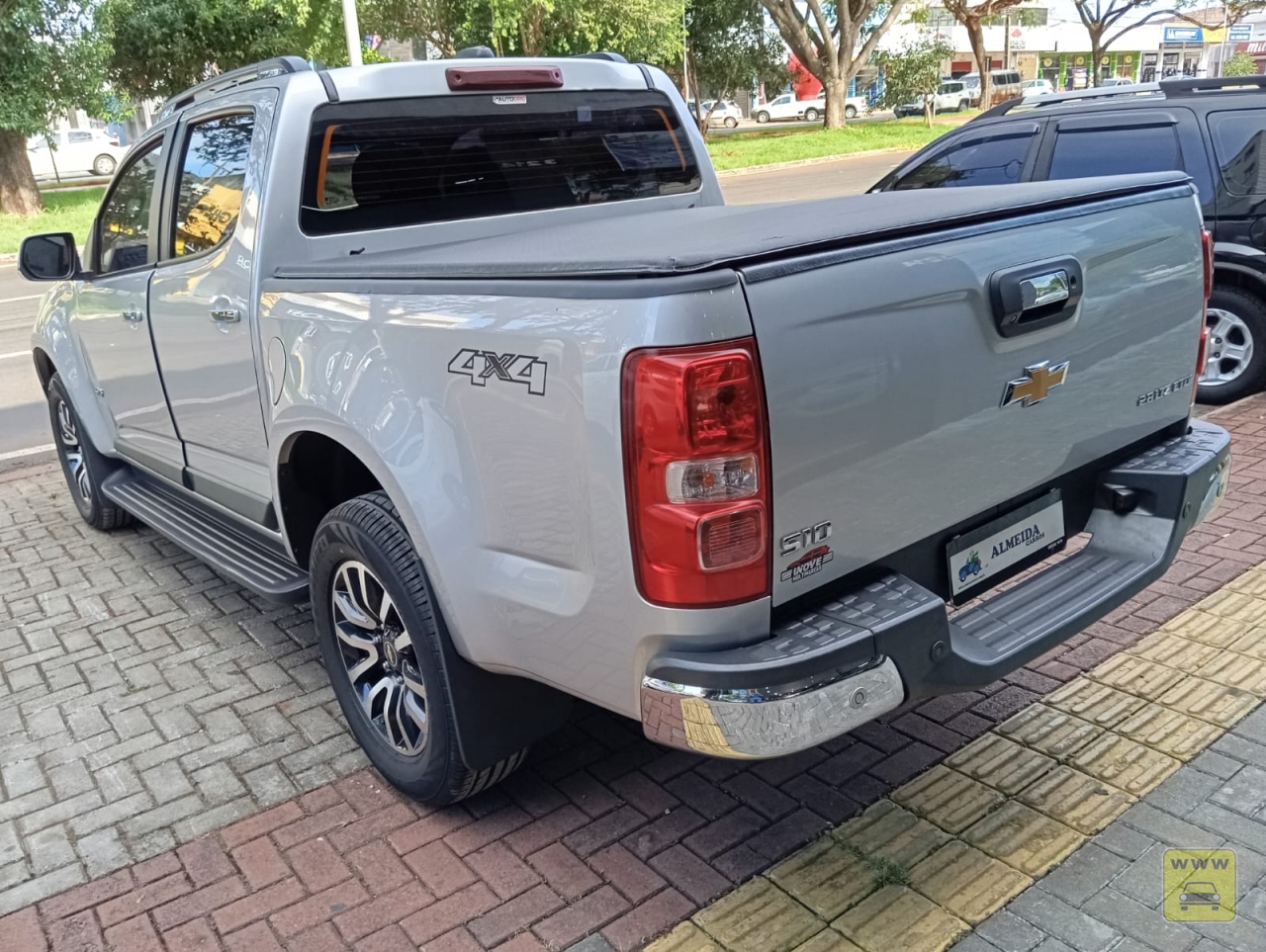 CHEVROLET S10 LTZ 4x4 CD 2.8 TDI. Veículo ALMEIDA CARROS