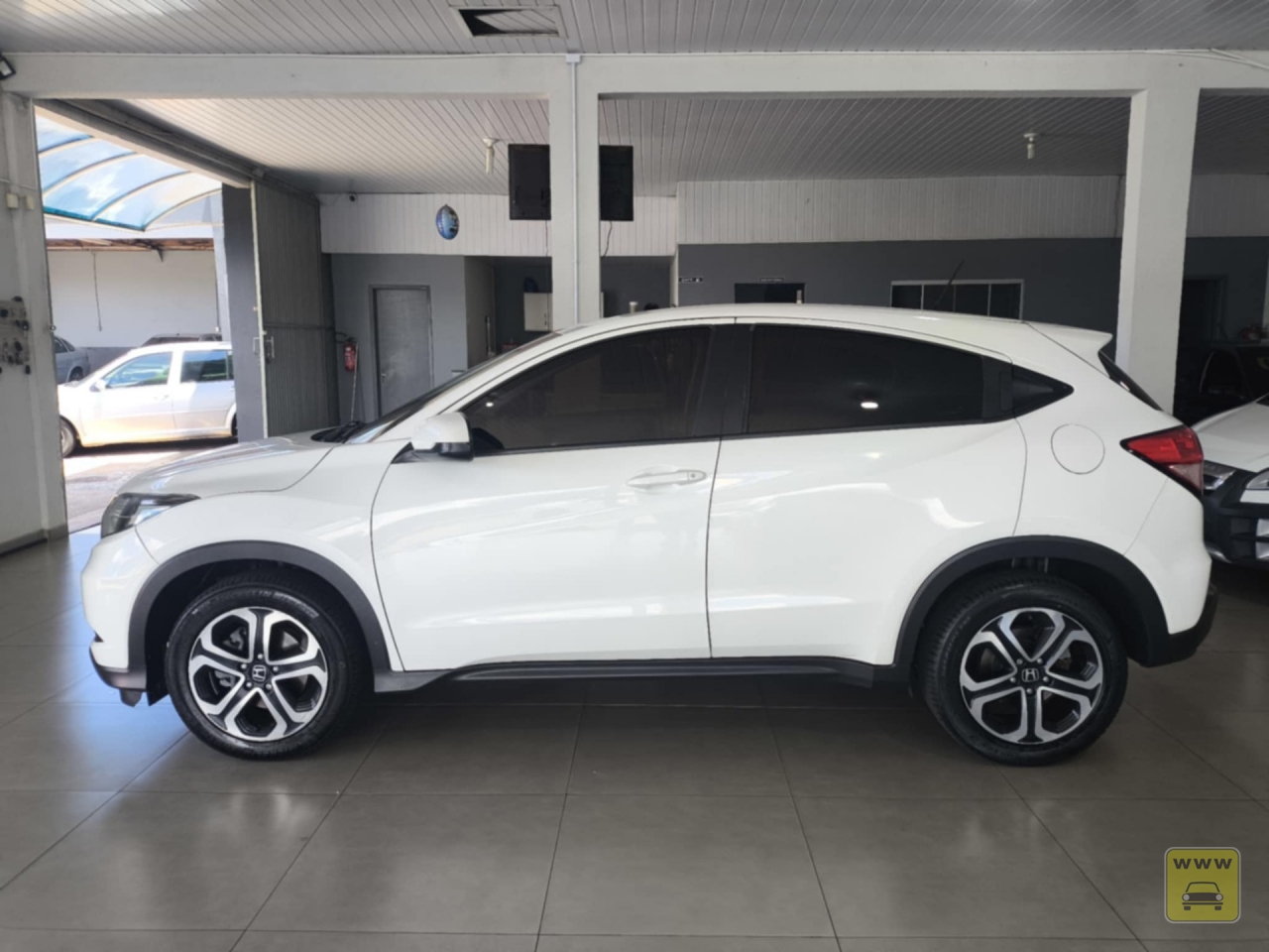 HONDA HR-V 1.8 16V FLEX LX 4P AUTOMÁTICO