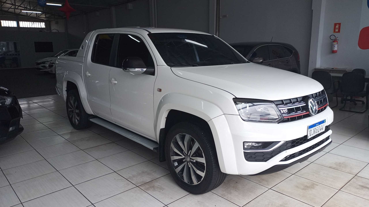 VOLKSWAGEN AMAROK EXTREME 3.0 4X4 Gp Car