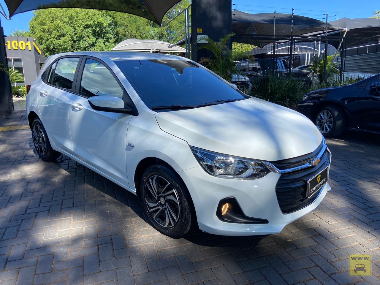 CHEVROLET ONIX 1.0 LT