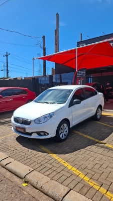 FIAT SIENA ATTRACTIVE 1.6 14/15 | Robinho Multimarcas | Portal OBusca