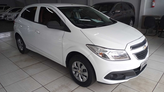 CHEVROLET ONIX LT 10 14/15 | Gp Car | Portal OBusca