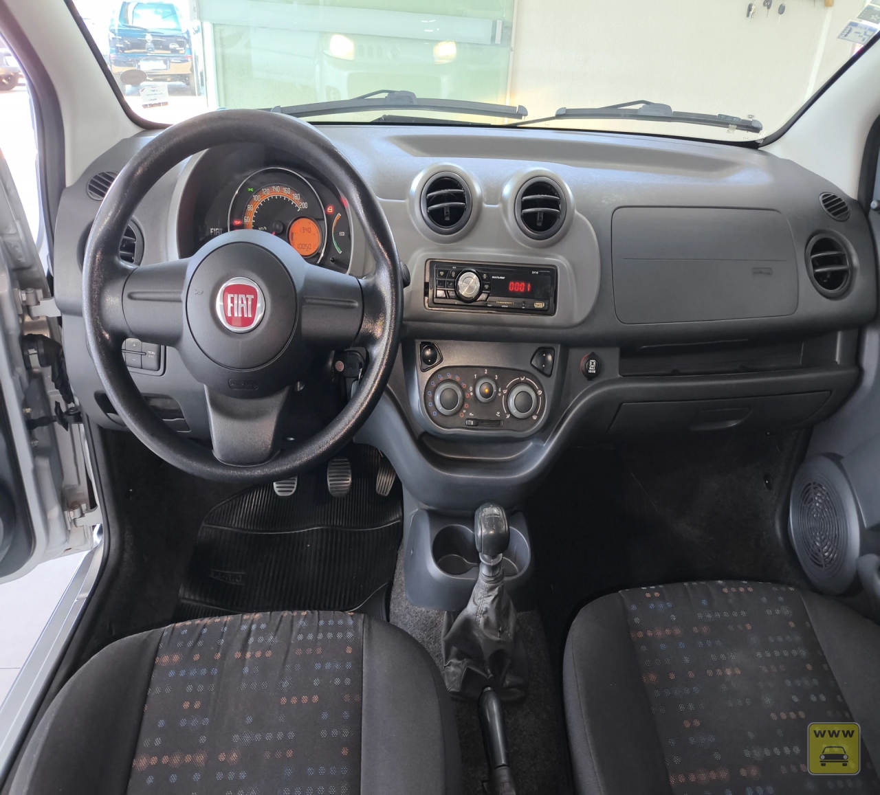 FIAT UNO 1.0 EVO VIVACE 8V FLEX 4P MANUAL