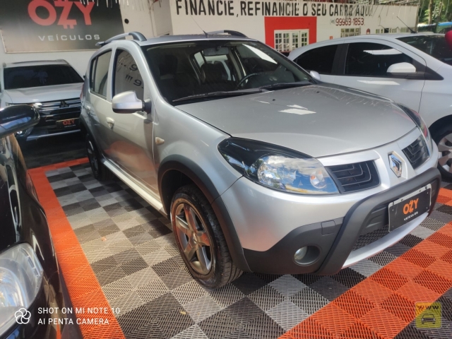 RENAULT SANDERO STEPWAY 1.6 09/10 | Ozy Veículos | Portal OBusca