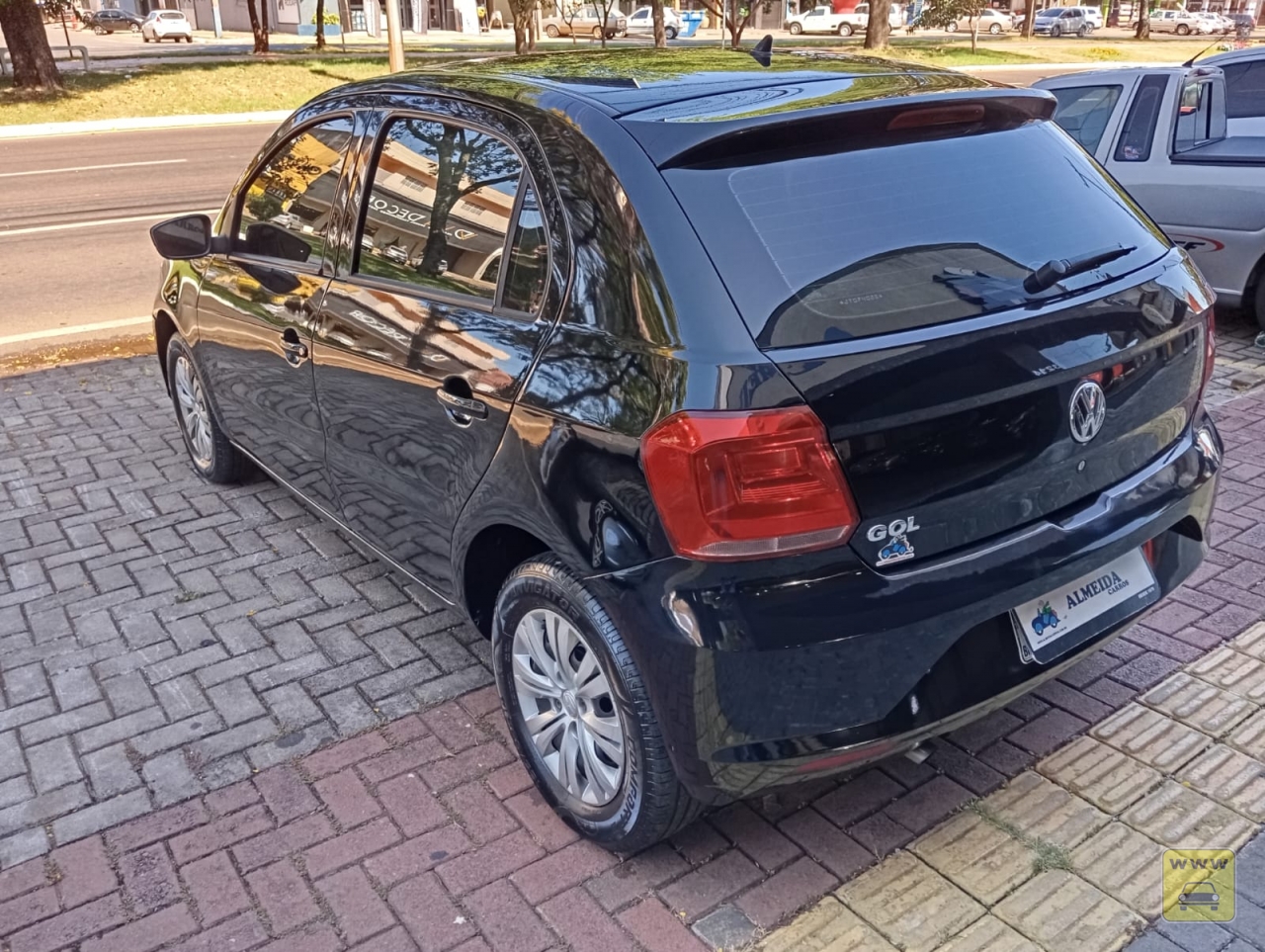 VOLKSWAGEN GOL TRENDLINE 1.0. Veículo ALMEIDA CARROS