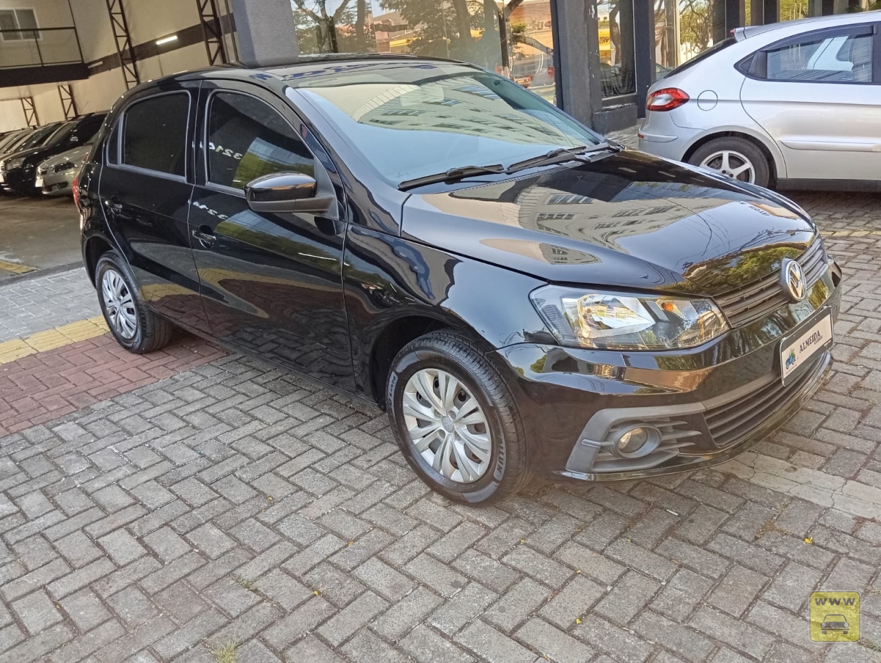 VOLKSWAGEN GOL TRENDLINE 1.0. Veículo ALMEIDA CARROS