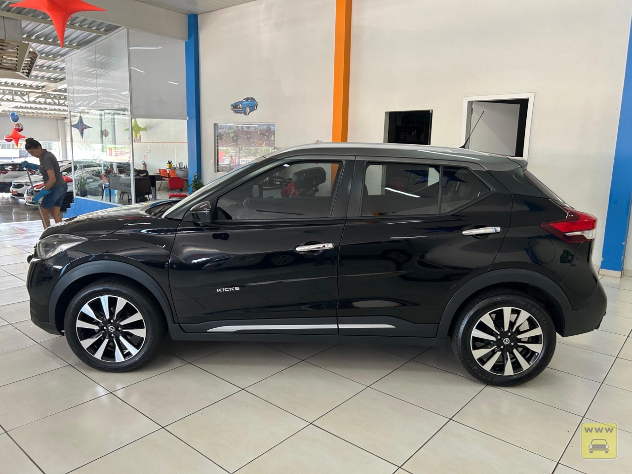 NISSAN KICKS 1.6 16V FLEXSTART SL 4P XTRONIC