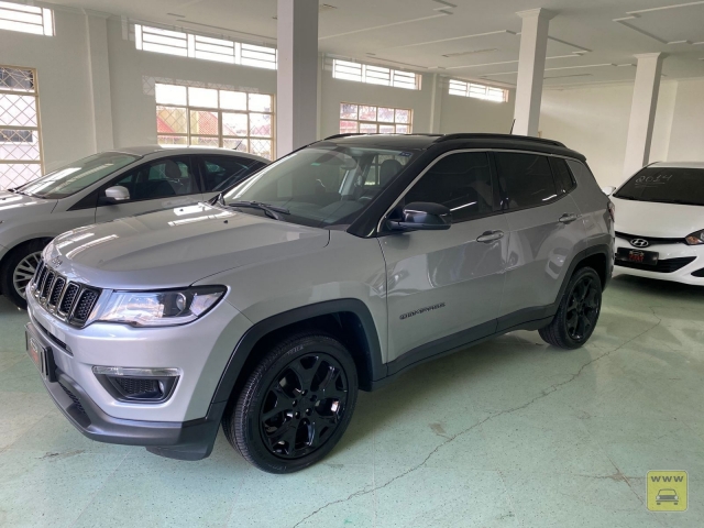 JEEP COMPASS LONGITUDE F 18/19 | VCar Repasse | Portal OBusca