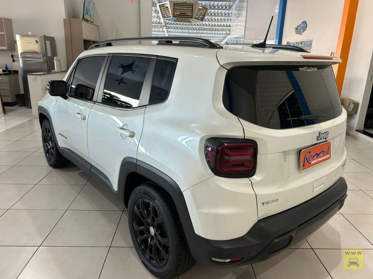 JEEP RENEGADE 1.3 T270 TURBO FLEX LONGITUDE AT6