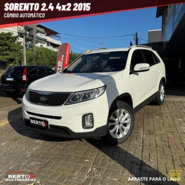 KIA SORENTO 2.4 S.263 4X2 16V GASOLINA 4P AUTOMÁTICO 14/15 | Berto Multimarcas | Portal OBusca