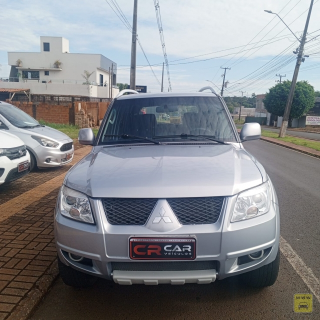 MITSUBISHI PAJERO TR4 13/14 | CR Car Veículos | Portal OBusca