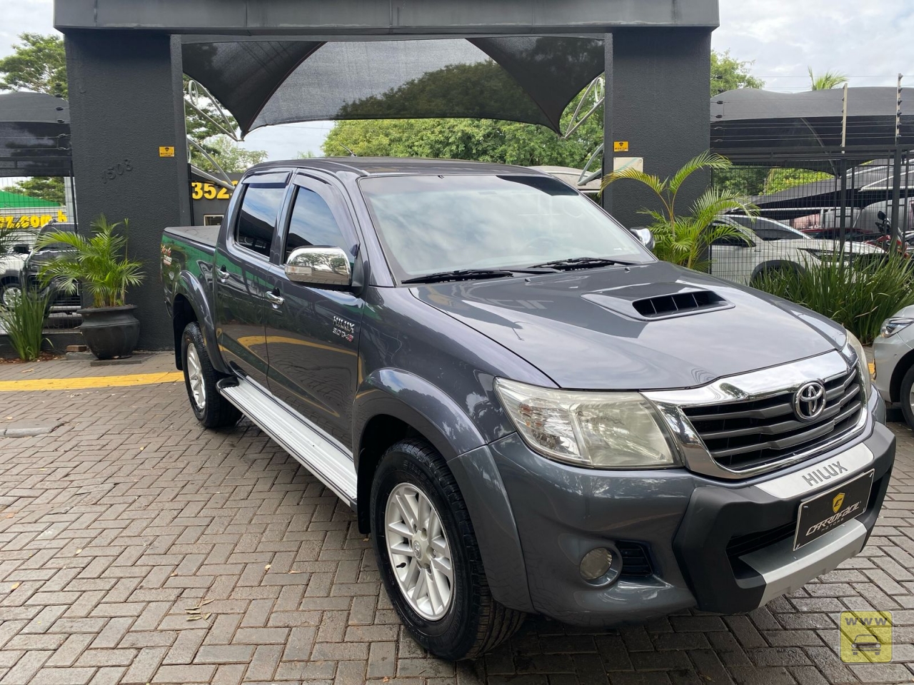 TOYOTA HILUX CD 4X4 SRV