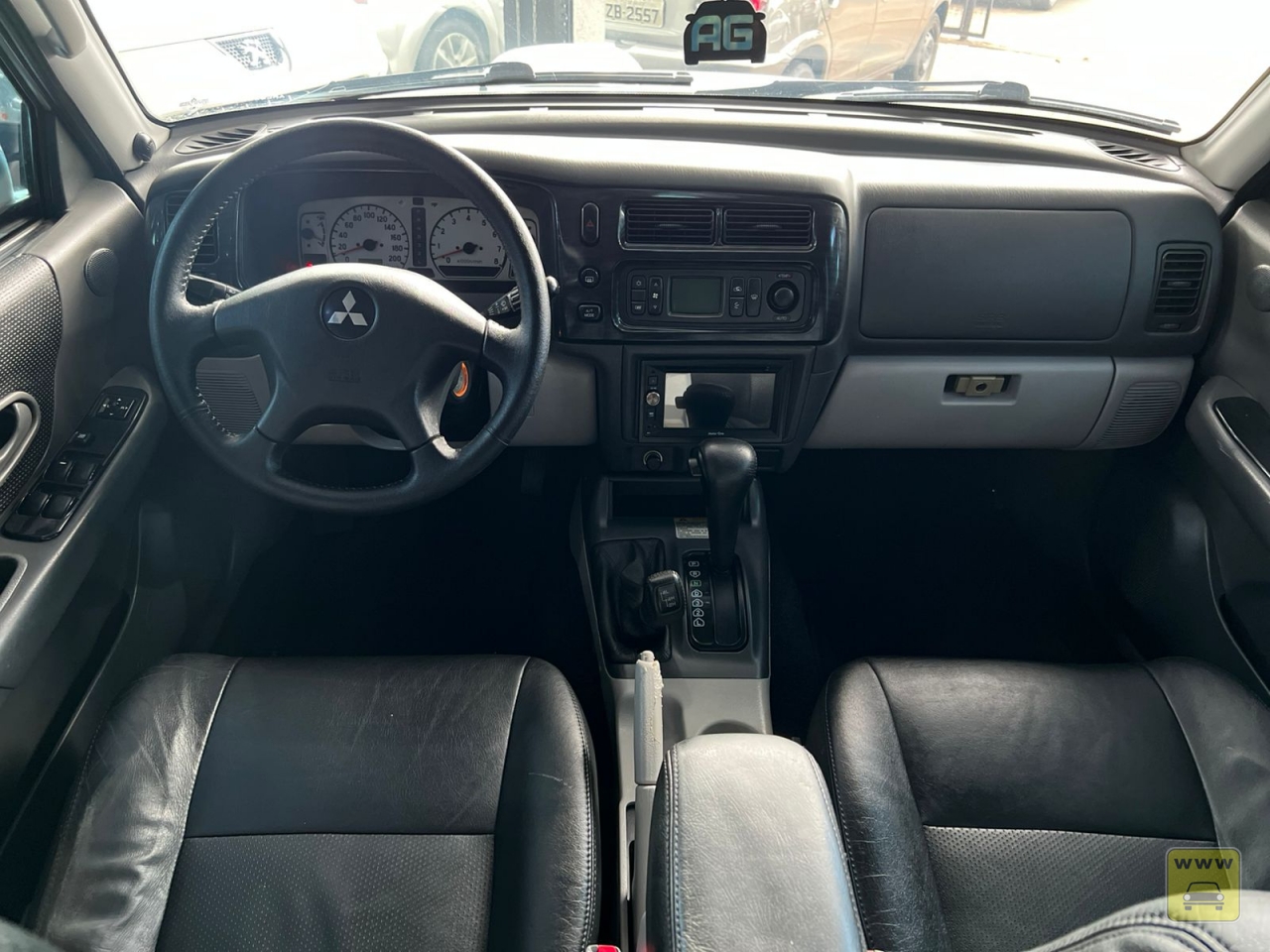 MITSUBISHI PAJERO SPORT FLEX V6
