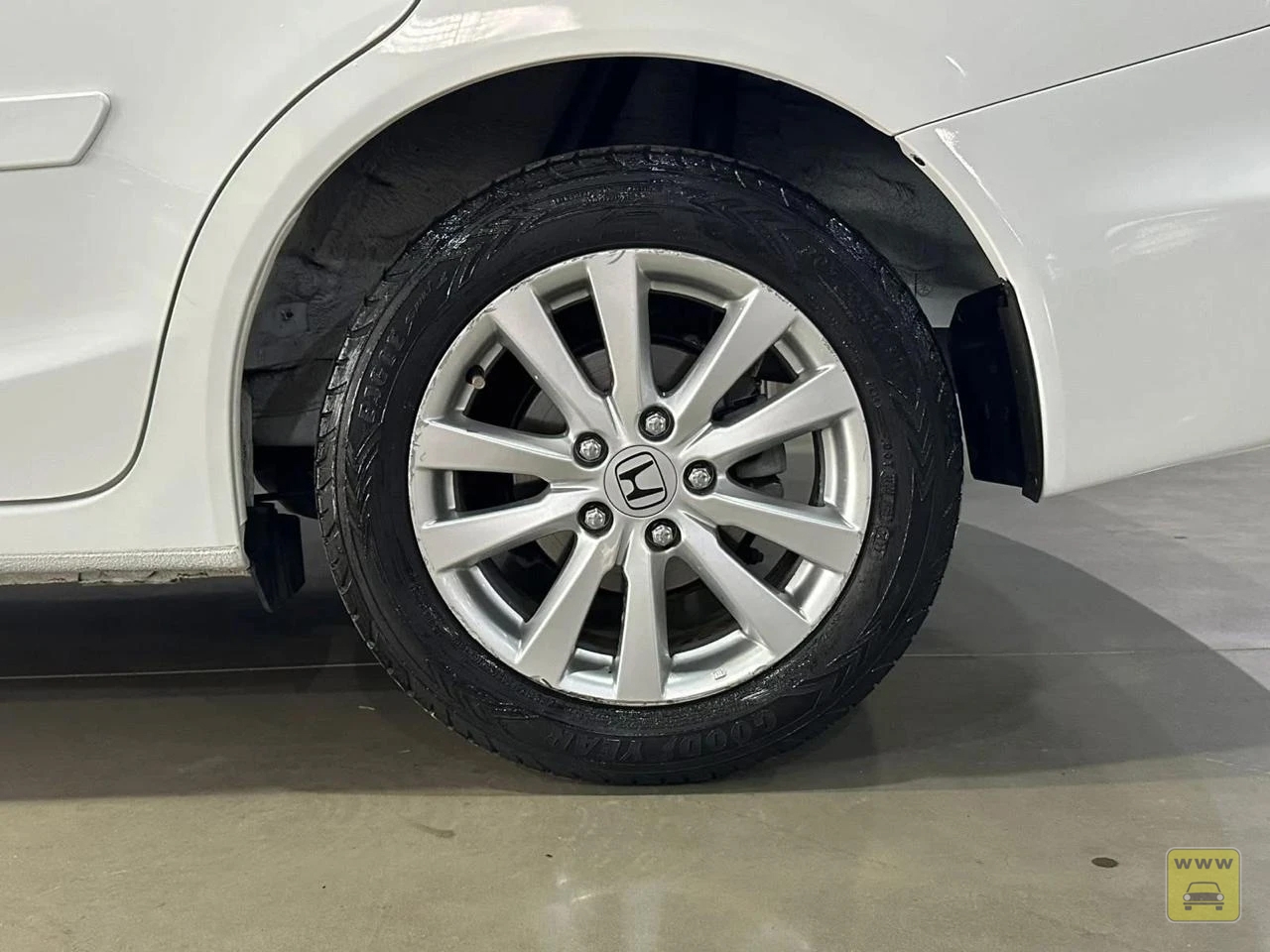 HONDA CIVIC 1.8 LXS 16V FLEX 4P AUTOMÁTICO